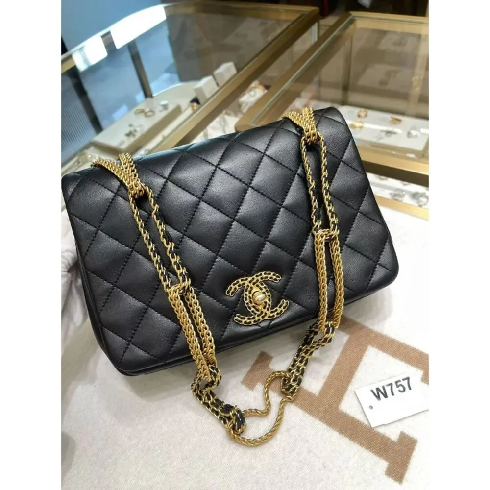 Chanel Women Pre-Loved Bag Very Good Condition